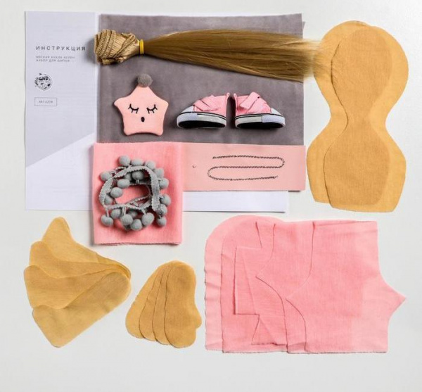 Хелен Мягкая кукла Набор для шитья фото 1