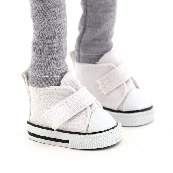 Tina в розовой куртке фото 4