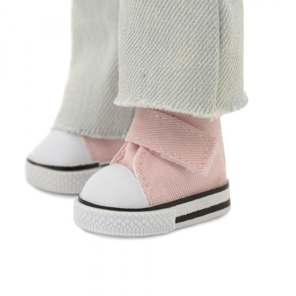 Lilu в широких джинсах фото 6