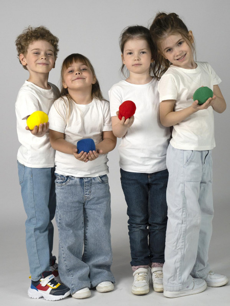 Мягкие мячики набор 8 штук (4 цвета по 2 шт) фото 2